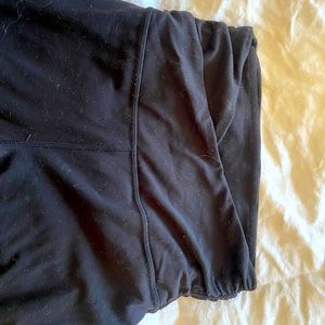 💚 cross front lulu leggings